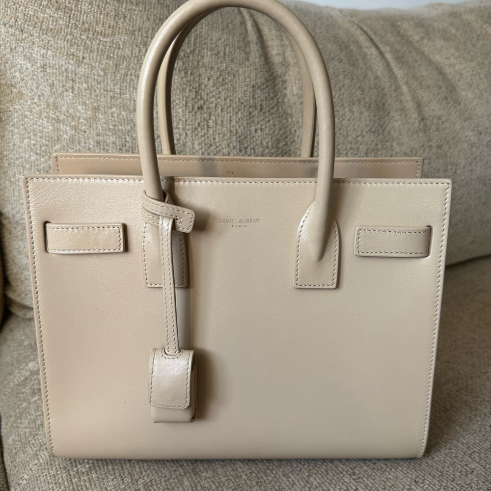 Saint Laurent Sac de Jour smooth leather bag
